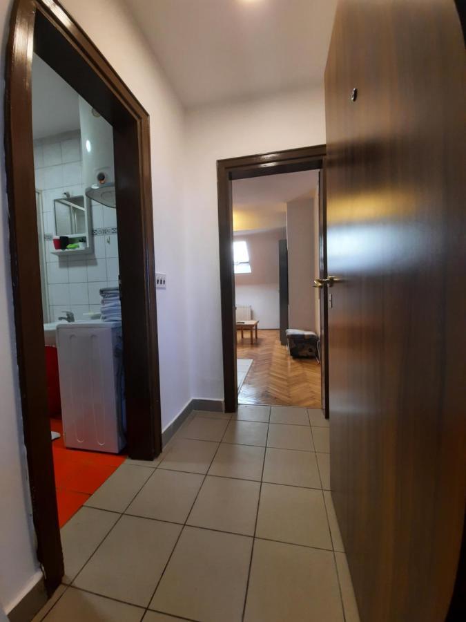 דירות Studio In The Centre Of נובי סאד מראה חיצוני תמונה